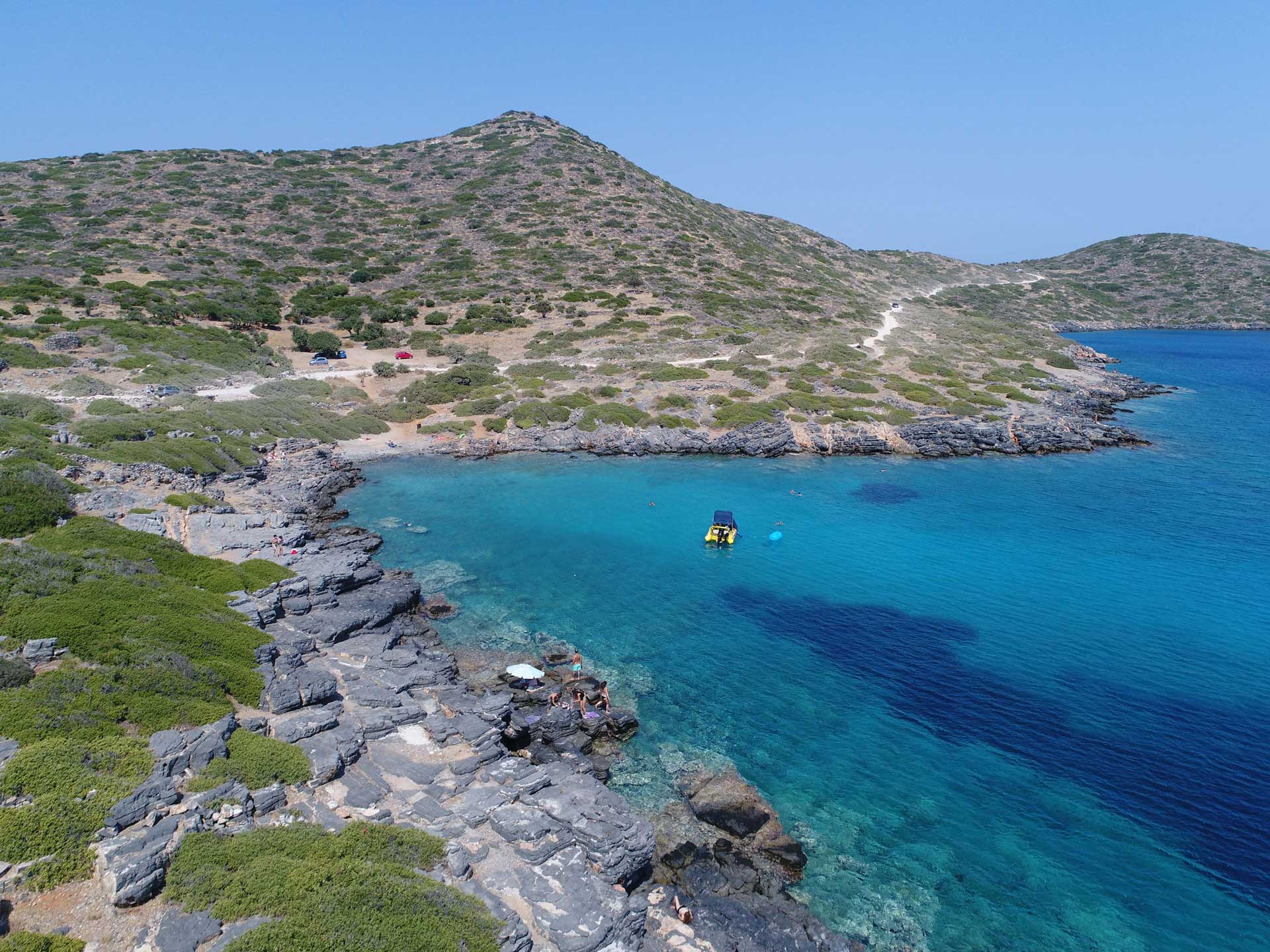 Dianiskari / Gialiskari Coves